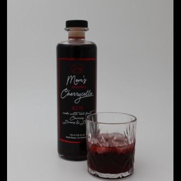 Mom's Homemade Cherrycello
